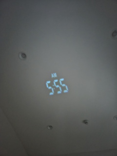 ͂