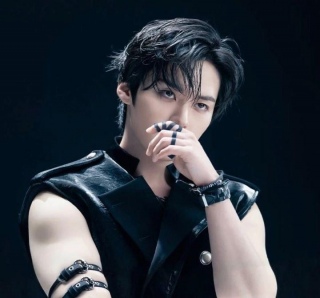 �����������A����