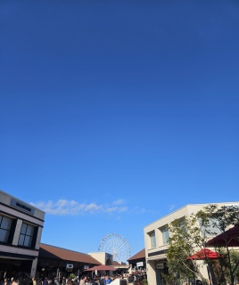 ���U���L