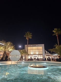 �E���t���[��