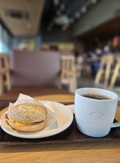 ���[�j���O