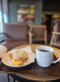 ���[�j���O