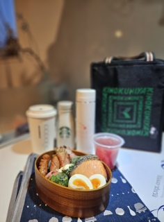 ���ٓ��̓�