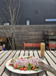 �O�A�x�Ō��