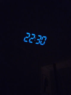 ����͗��΂�2�K�ɔ��